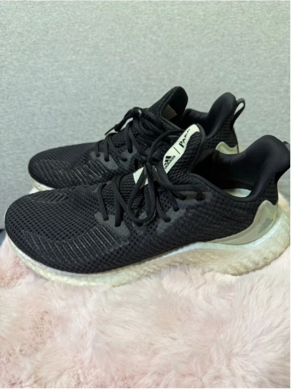 Men's Adidas Alphabounce+ Parley Black White Athletic Shoes Size 11